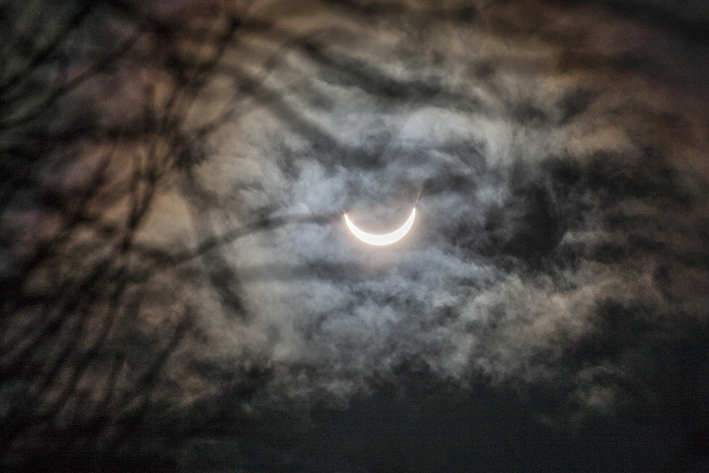 Eclipse 2015
Eclipse, March 20, 2015. Taken from Brayton Barff.
Keywords: barffalb,Brayton Barff,Eclipse 2015,eclipsealb,Tamron 70-300,bblanalb